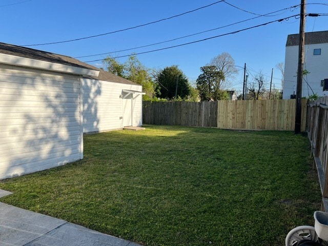 Building Photo - 221 Hyta St