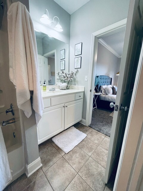 Building Photo - 900 Dean Lee Dr