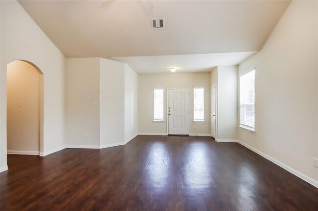 Building Photo - 12335 Dona Lane