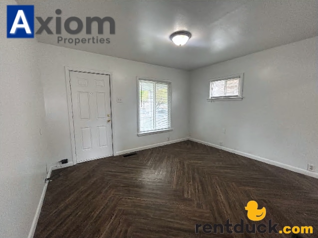 Building Photo - 217 W Sherman-