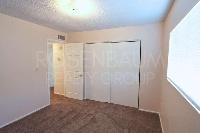 Building Photo - 1000 N Pueblo Dr