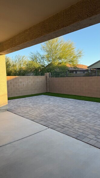 Building Photo - 13603 W Remuda Dr