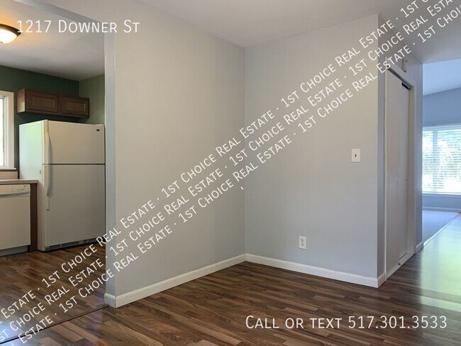 Building Photo - 1217 Downer Ave