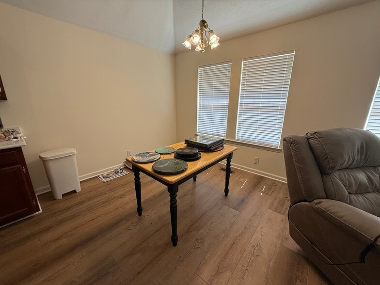 Building Photo - 1313 Brendale Ct