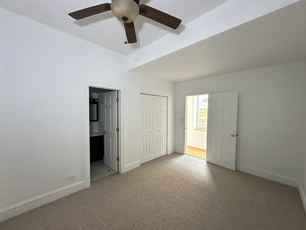 Building Photo - 1358 N Bosworth Ave