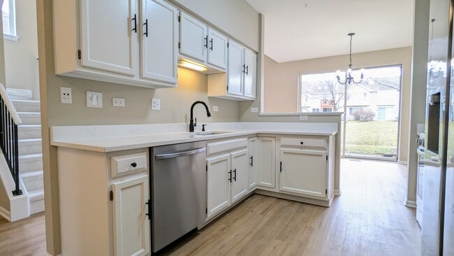 Building Photo - 265 Sierra Pass Dr