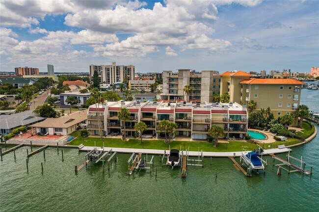 Building Photo - 222 Skiff Point