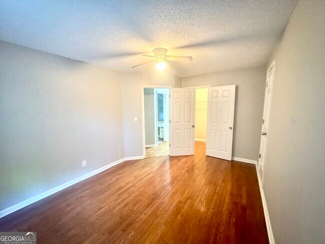 Building Photo - 4288 Trotters Ln NE