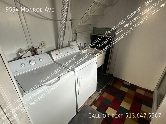 Building Photo - 9594 Monroe Ave