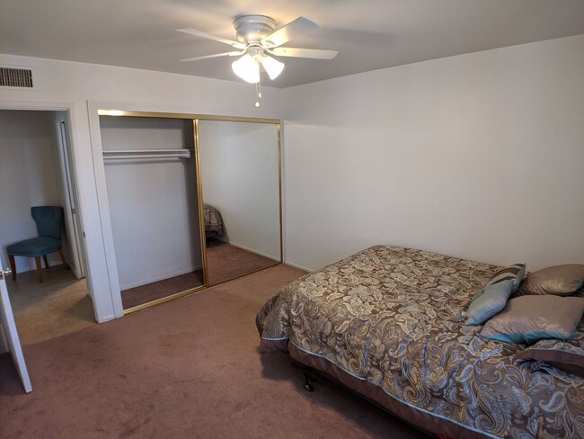 Building Photo - Beautiful 3 Bedroom Home with Pool