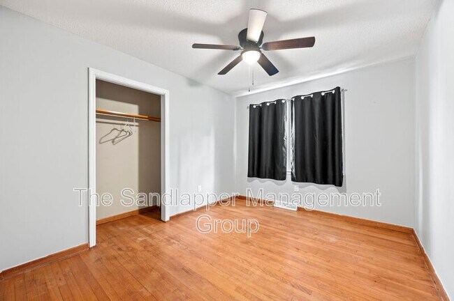 Building Photo - 7673 Barclay Ave