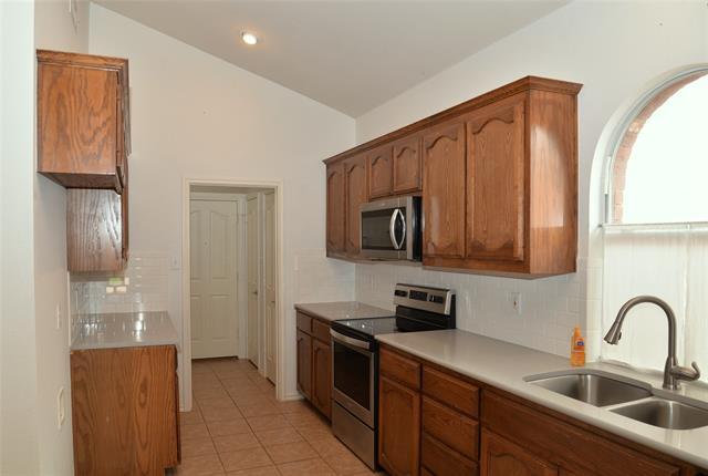 Building Photo - 12717 Old MacGregor Ln