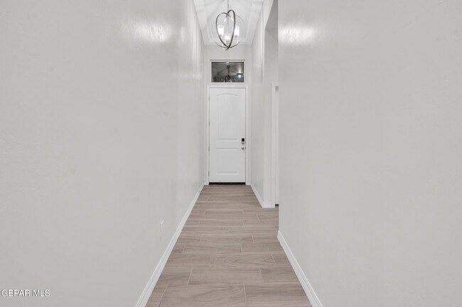 Building Photo - 13257 Coldham St