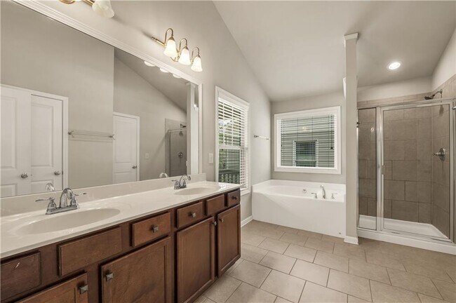Building Photo - 559 Myrtle Trace Ln