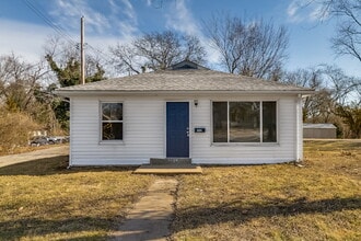 Building Photo - 9204 Huiskamp Ave