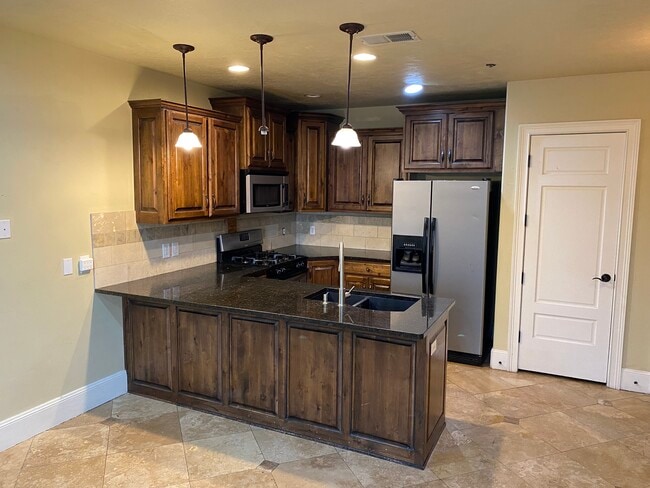 Primary Photo - ARBOR #211