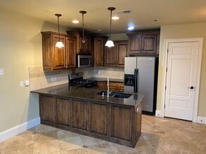 Building Photo - ARBOR #211