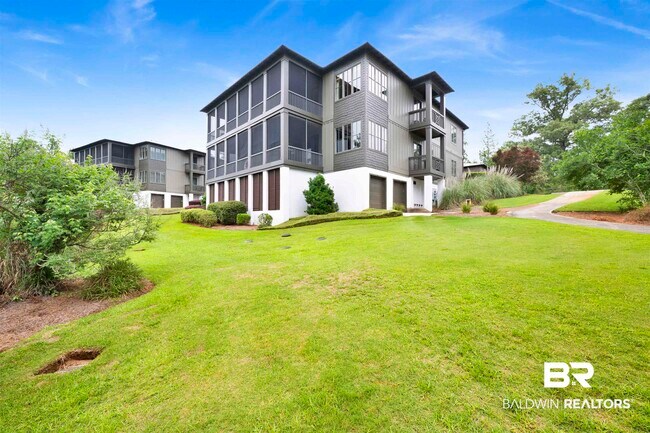 Building Photo - 32491 Water View Dr E