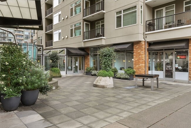 Building Photo - Amazing Views & All the Amenities at The Ellington w/Parking! $2600