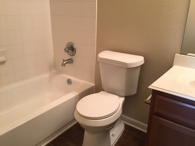 Building Photo - 16215 Ranchland Ln