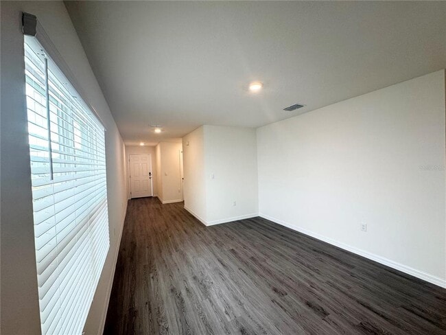 Building Photo - 36015 Sunflower Hl Dr