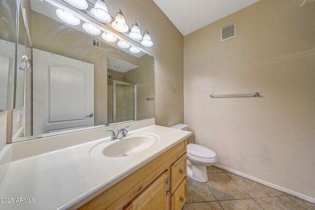 Building Photo - 2929 W Yorkshire Dr
