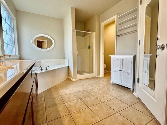 Building Photo - 8916 N 155th E Ave