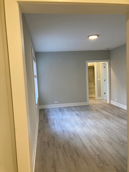 Building Photo - 372 Hazel Ave