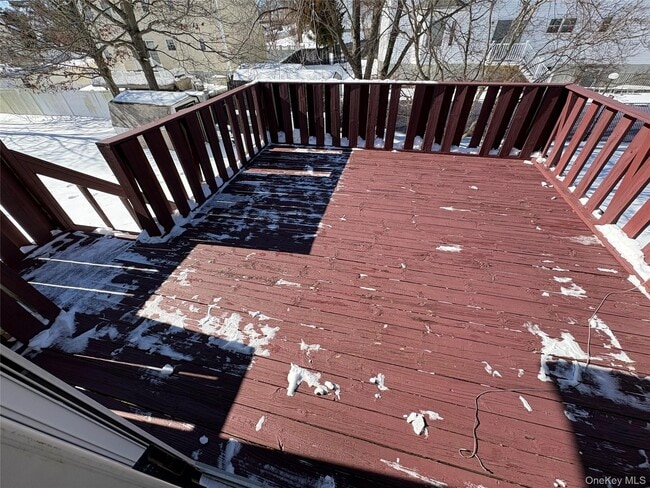 Building Photo - 16 Linden St