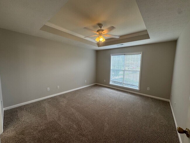 Building Photo - 7002 Oak Side Ct