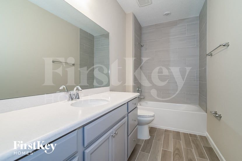 Building Photo - 10111 Roman Ln