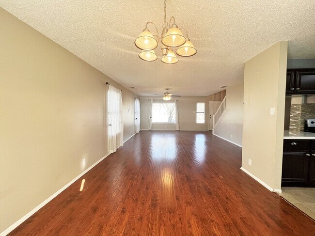 Building Photo - 7543 Prairie Lace