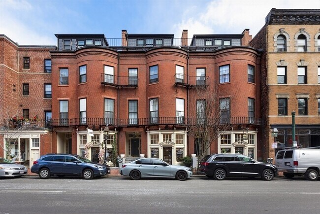 Building Photo - 109 Charles St