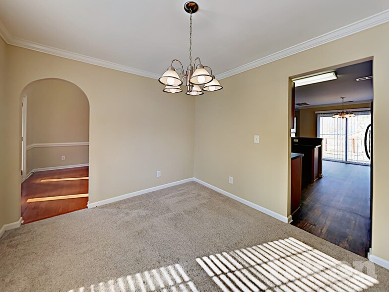 Building Photo - 8229 Braids Bend Ct