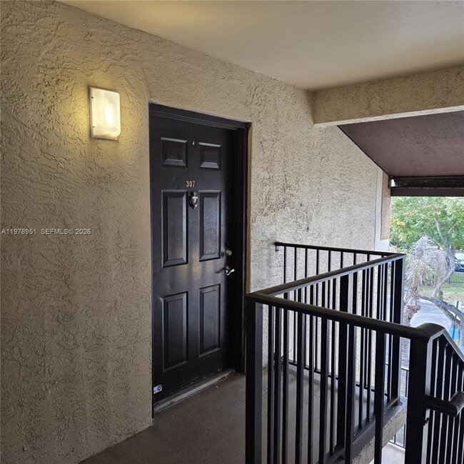 Building Photo - 2031 Renaissance Blvd