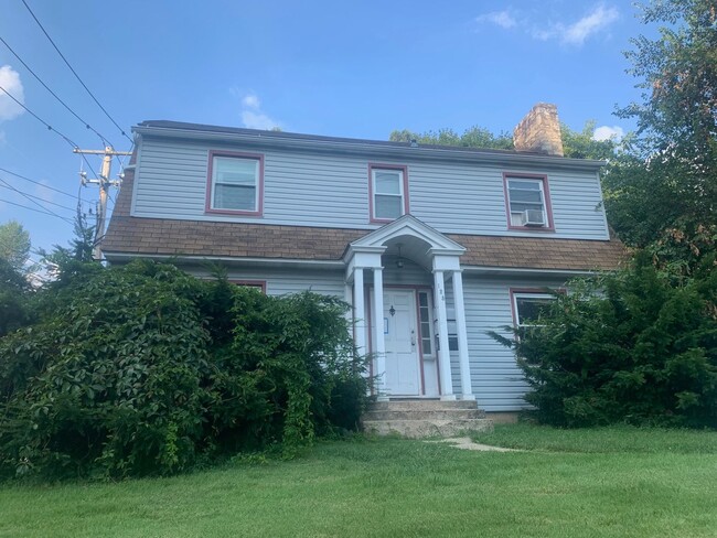 Primary Photo - 123 High St