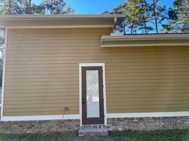 Building Photo - 3710 Carrington Pl