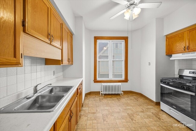 Building Photo - 22 N Liberty St