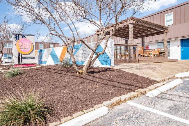 Building Photo - Zen