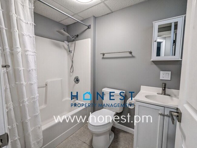 Building Photo - 73 Kennedy Memorial Dr