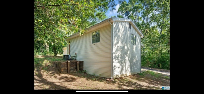 Building Photo - 11482 Lake Dr