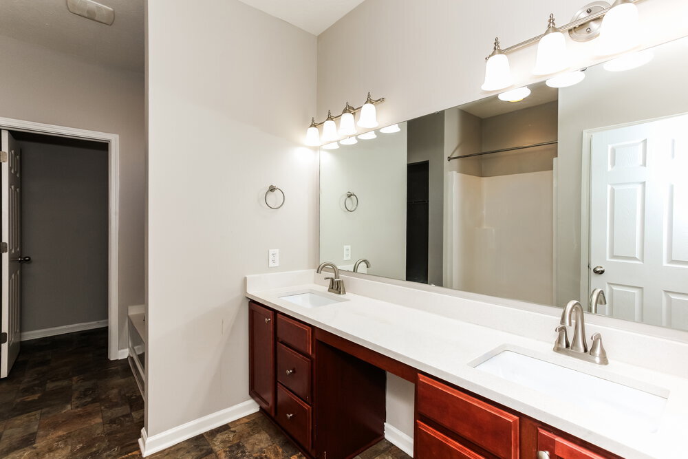 Building Photo - 8267 Templederry Dr