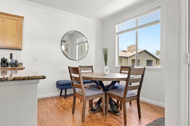 Building Photo - Remodeled one bed one bath Kierland Condo