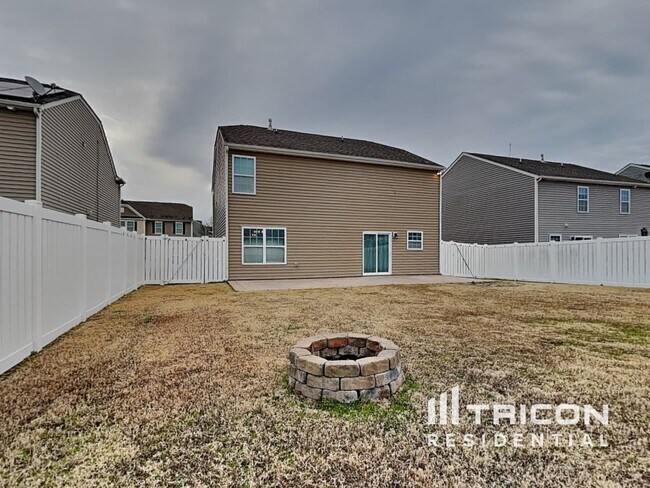 Building Photo - 3266 Runneymede Street SW
