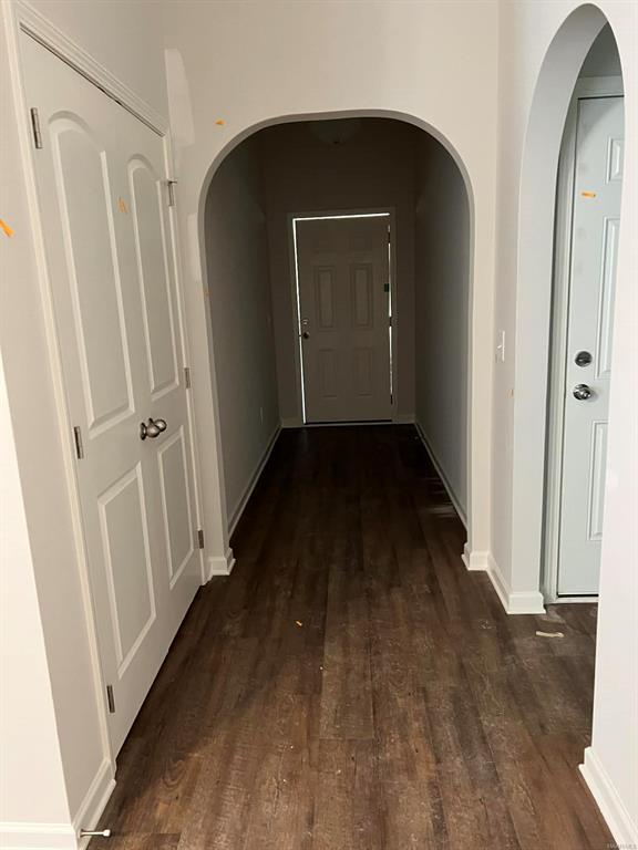 Building Photo - 750 Park Ln