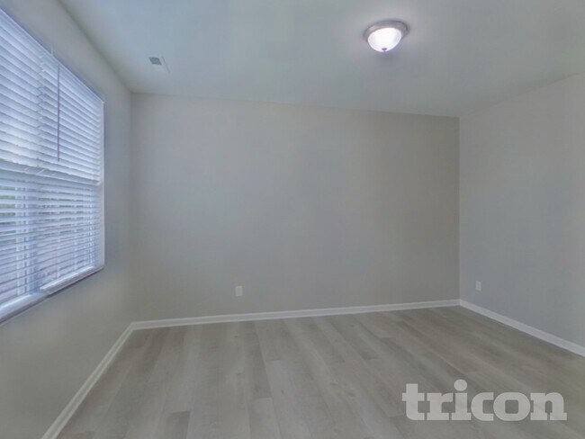 Building Photo - 11906 Bending Branch Rd