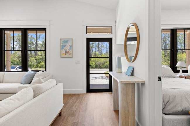 Building Photo - 783 Indian Woman Rd