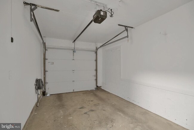 Building Photo - 5824 Wye Oak Commons Ct