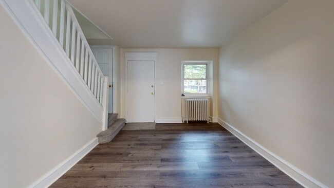 Building Photo - Beautiful 3 Bedroom Home for Rent wt Bonus...