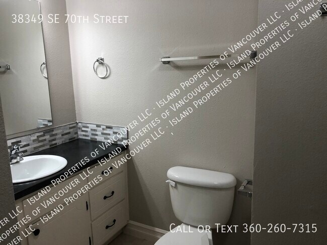 Building Photo - 38349 SE 70th St